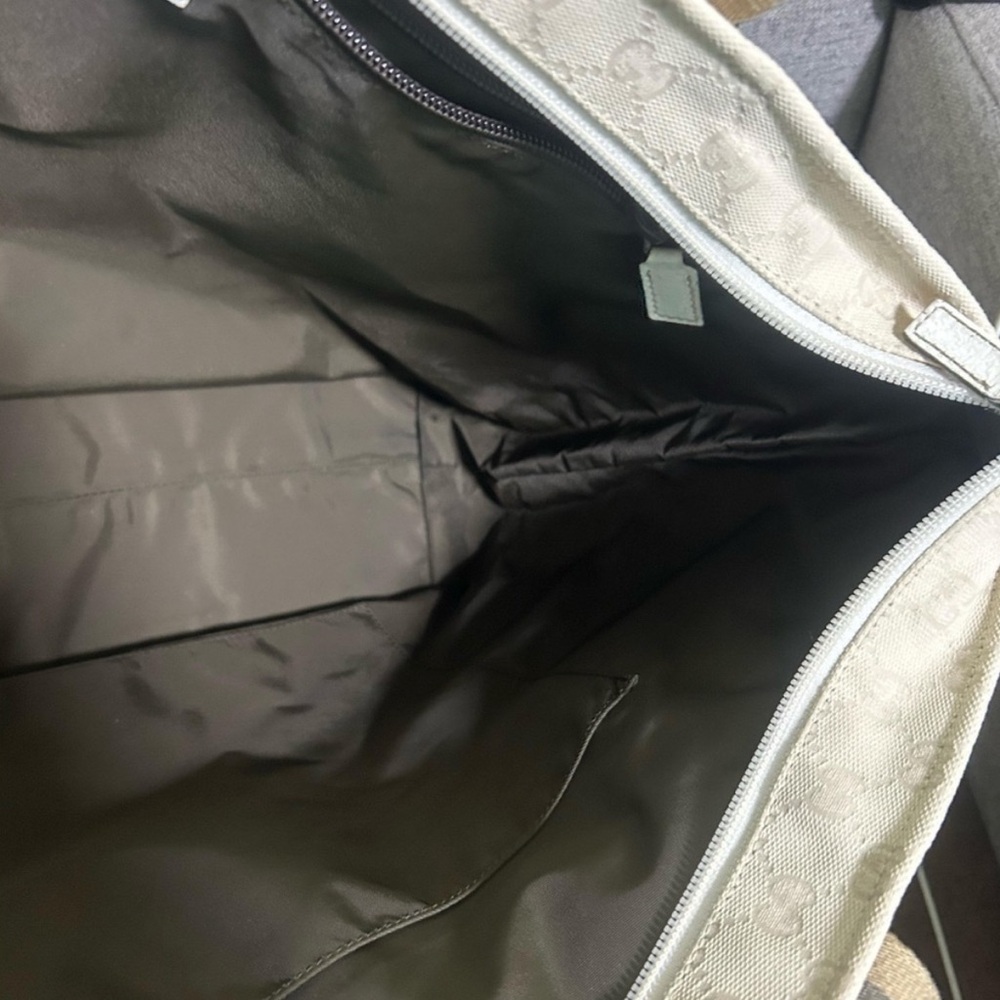 Gucci Canvas Beige and White Tote Bag - Picture 8 of 9